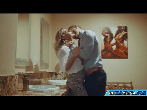 ❤️ When a busty blonde seduces you in a public toilet ❤️ Sluts at en-gb.vegasservice.ru ❌❤